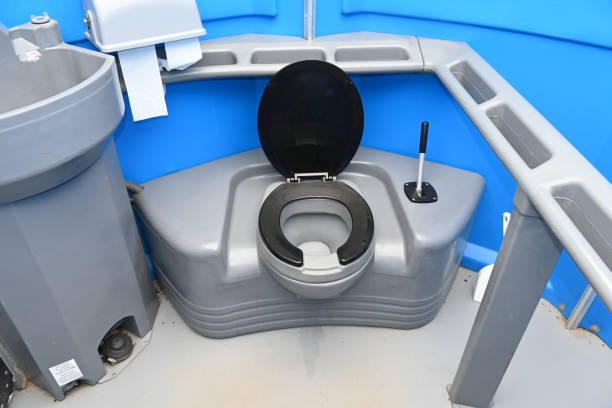 Best Construction site porta potty rental  in Seminole, FL